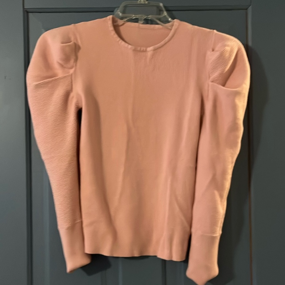 Women’s puffy sleeves sweater